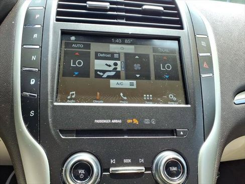Used 2018 Lincoln MKC Premiere AWD/4WD image 20