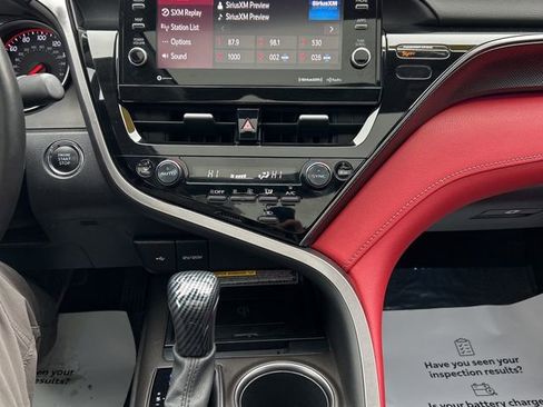 Used 2021 Toyota Camry XSE image 9