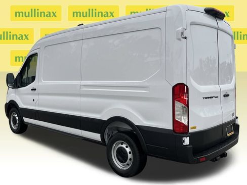 New 2026 Ford Transit 250 148 Medium Roof RWD image 9