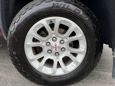 Used 2014 GMC Sierra 1500 SLE w/ SLE Value Package AWD/4WD image 39
