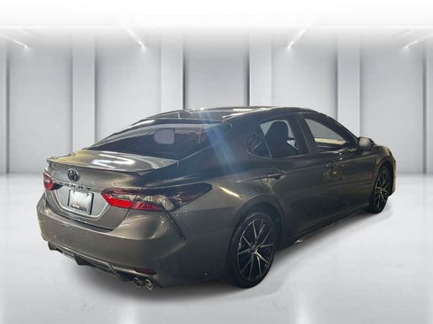 Certified 2023 Toyota Camry SE AWD/4WD image 7