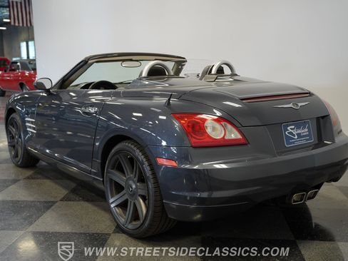 Used 2006 Chrysler Crossfire Limited image 9