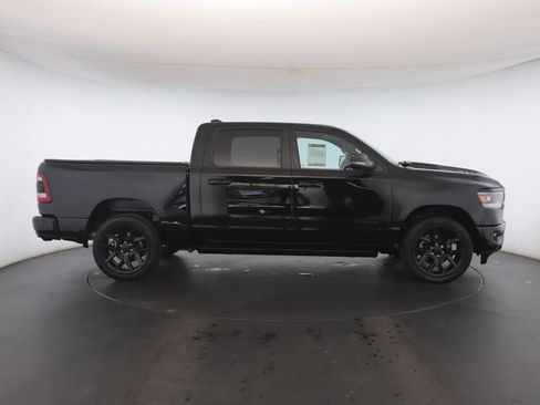 Used 2023 RAM 1500 Laramie AWD/4WD image 25