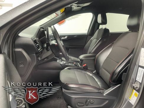 Used 2024 Ford Escape ST-Line w/ Tech Pack #1 image 11