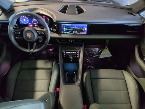 New 2026 Porsche Macan Electric image 22