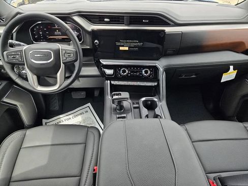 New 2026 GMC Sierra 1500 Denali w/ Denali Reserve Package AWD/4WD image 9