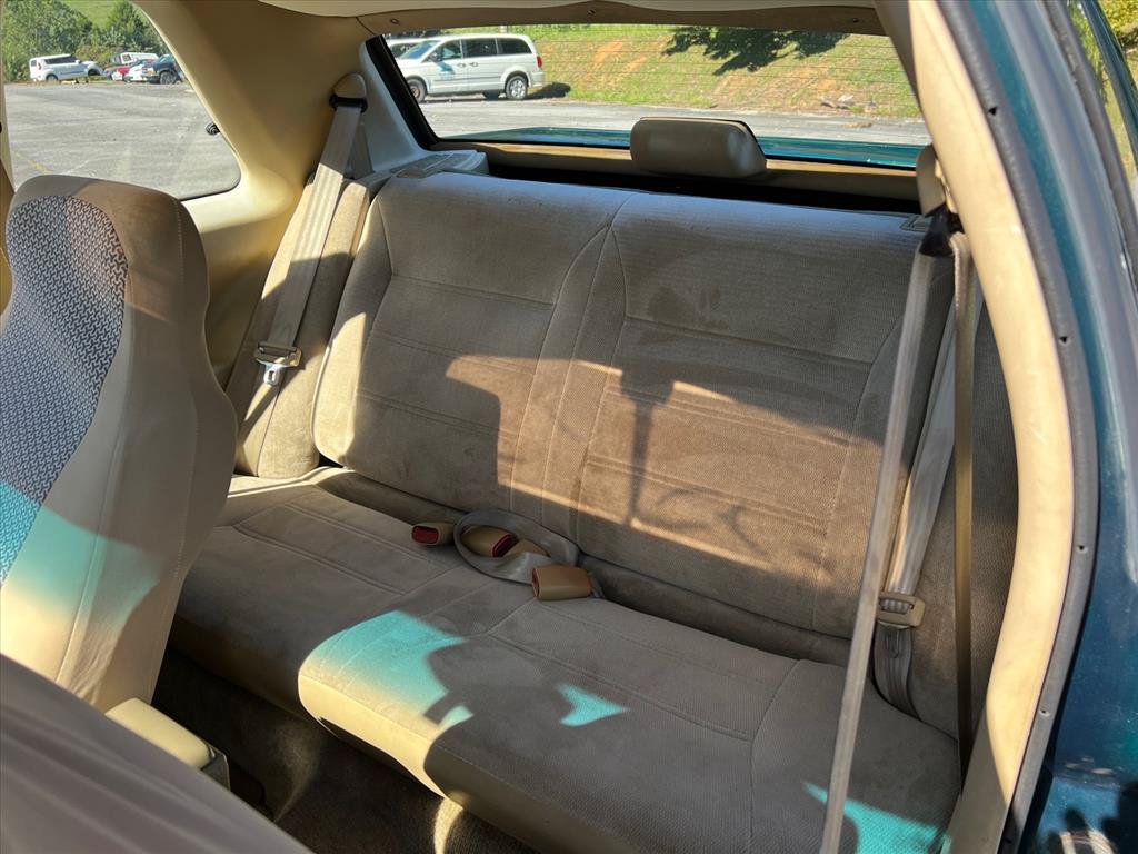 Used 1993 Dodge Shadow ES FWD image 12