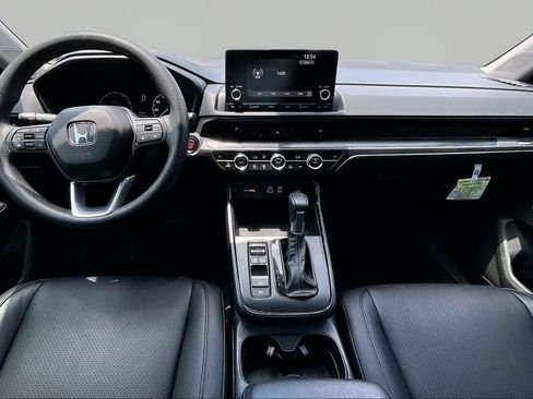 Used 2025 Honda CR-V EX image 8
