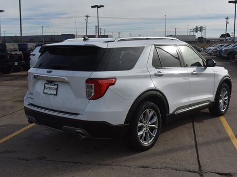 Used 2023 Ford Explorer Limited image 5