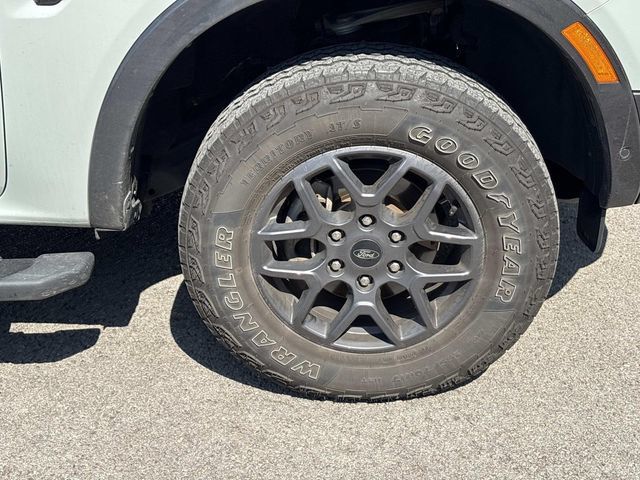 Used 2024 Ford Ranger XLT w/ Technology Package AWD/4WD image 9