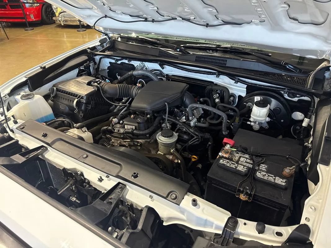 Used 2022 Toyota Tacoma SR AWD/4WD image 65