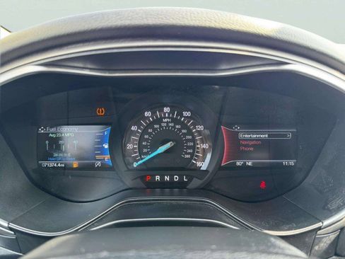 Used 2020 Ford Fusion SE image 19