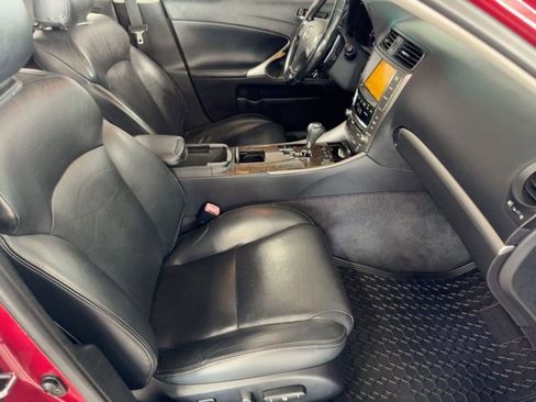 Used 2011 Lexus IS 250 4dr Sport Sdn Auto AWD image 30