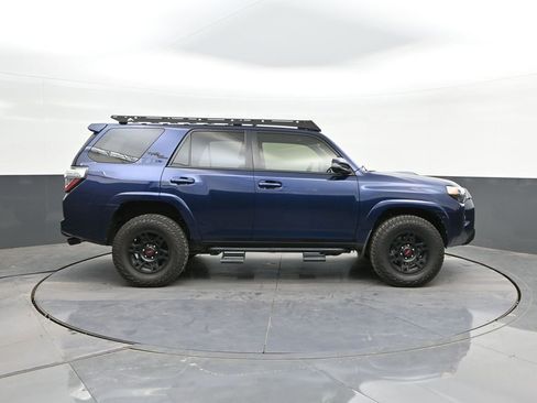 Used 2019 Toyota 4Runner TRD Off-Road Premium AWD/4WD image 24