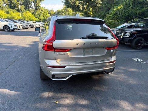 Used 2024 Volvo XC60 T8 Plus w/ Protection Package Premier AWD/4WD image 12