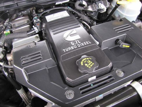 Used 2022 RAM 3500 Tradesman w/ Max Tow Package image 39