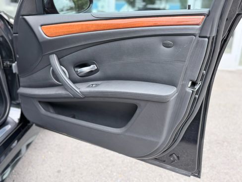 Used 2008 BMW M5 RWD image 42