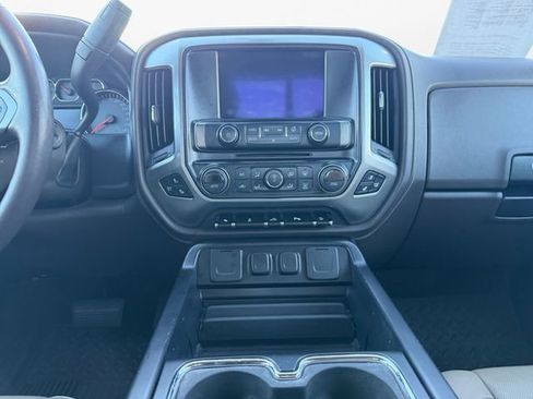 Used 2015 Chevrolet Silverado 2500 LTZ w/ LTZ Plus Package image 11