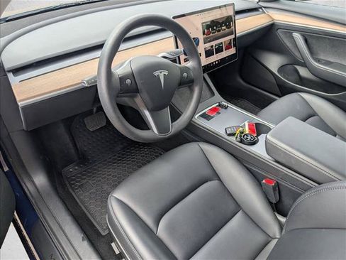 Used 2023 Tesla Model 3 Standard Range RWD image 13