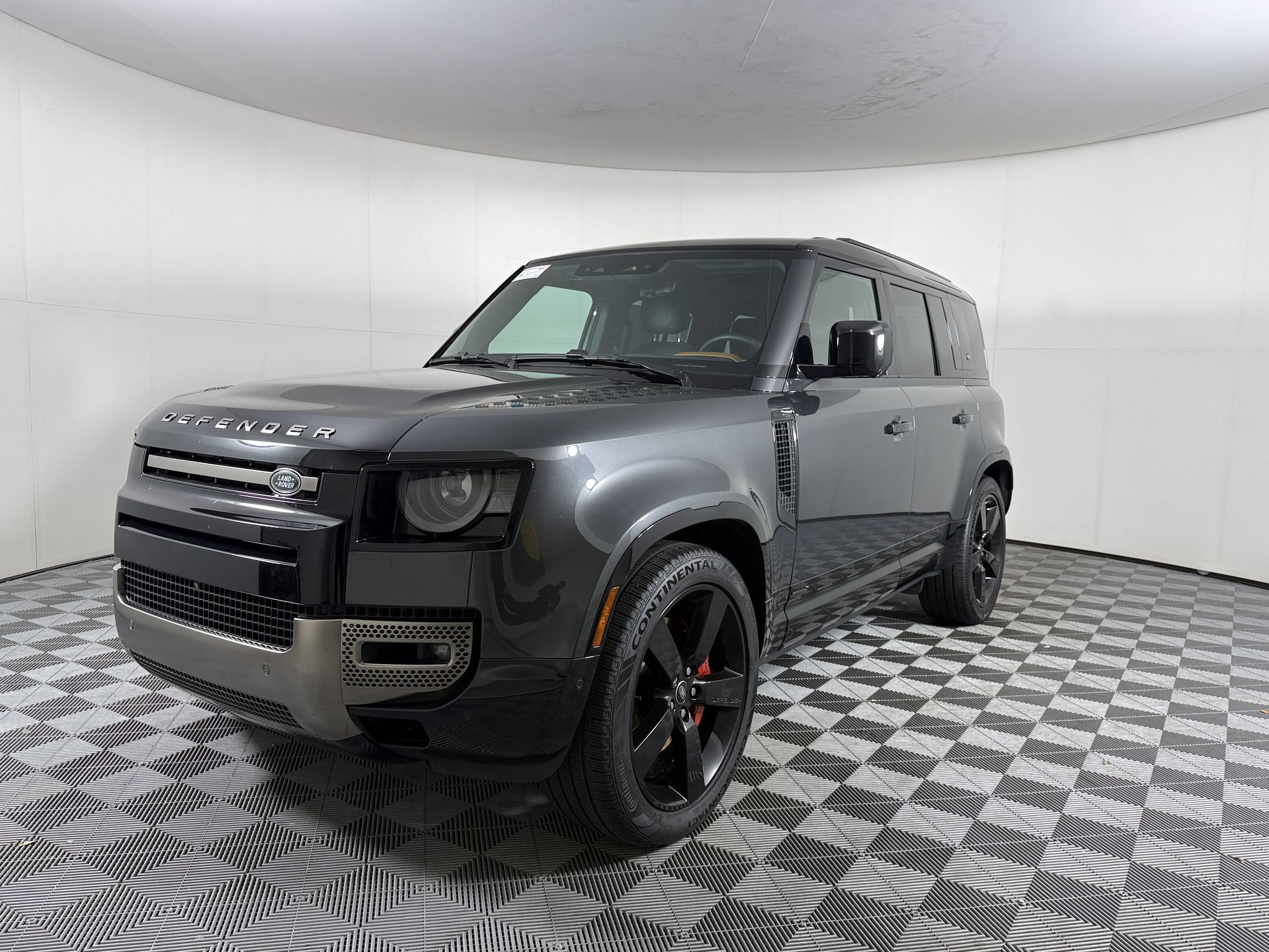 Certified 2024 Land Rover Defender 110 X AWD/4WD image 1