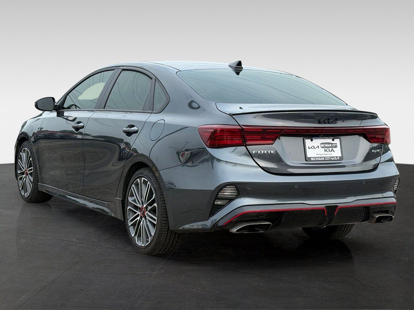 Used 2022 Kia Forte GT w/ GT2 Package FWD image 7