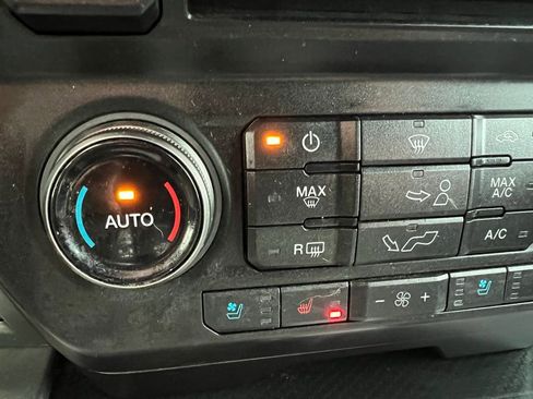 Used 2018 Ford F150 Raptor w/ Equipment Group 802A Luxury image 49