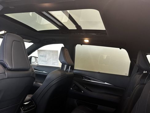 New 2026 INFINITI QX60 Sport image 13