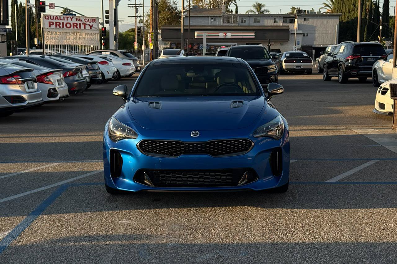 Used 2018 Kia Stinger GT2 AWD/4WD image 3