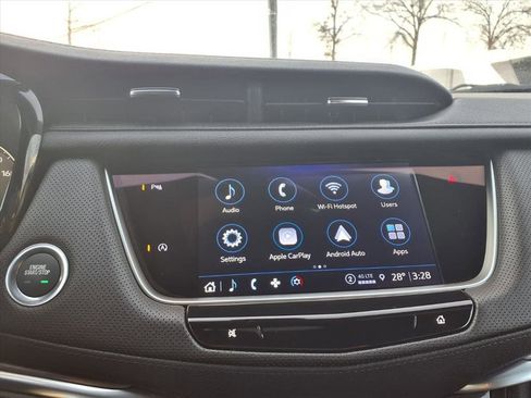 Used 2025 Cadillac XT5 Luxury FWD image 17