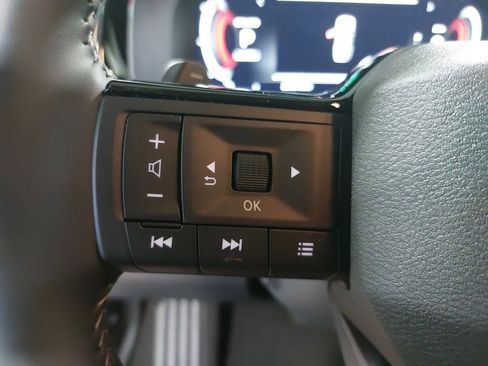 New 2026 Nissan Pathfinder Platinum AWD/4WD image 18