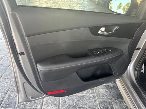 Used 2024 Kia Forte GT-Line FWD image 9