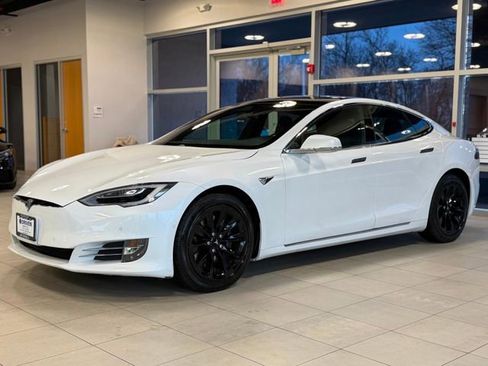 Used 2018 Tesla Model S 75D AWD/4WD image 4
