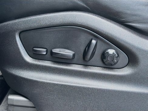 Used 2023 Porsche Cayenne Platinum Edition AWD/4WD image 24