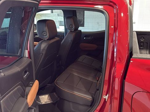 New 2026 GMC Canyon AT4 AWD/4WD image 18