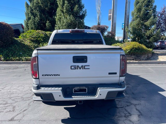 Used 2017 GMC Canyon SLE w/ All Terrain Package AWD/4WD image 6