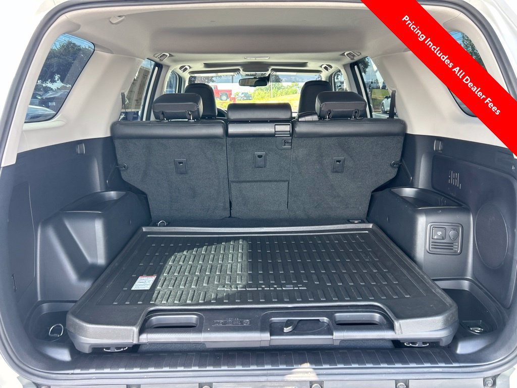 Used 2023 Toyota 4Runner Limited RWD image 17