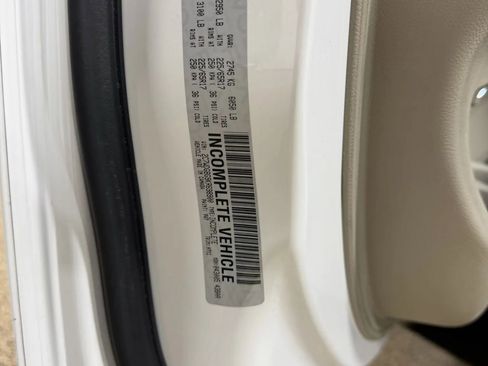 Used 2019 Dodge Grand Caravan SE image 70