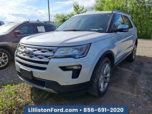 Used 2019 Ford Explorer XLT w/ Equipment Group 202A AWD/4WD image 1