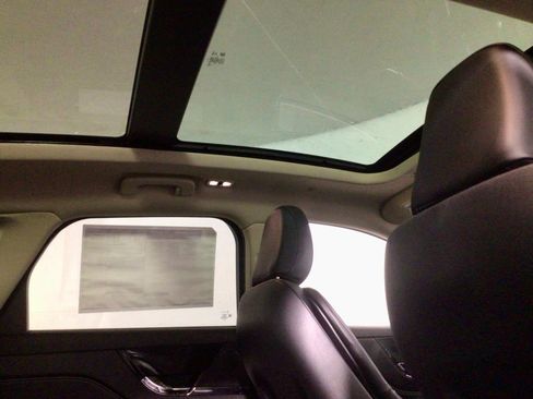 New 2025 Lincoln Corsair Grand Touring w/ Jet Appearance Package image 3