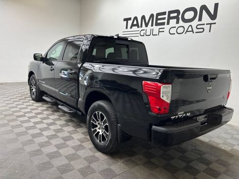 Used 2024 Nissan Titan SV RWD image 8