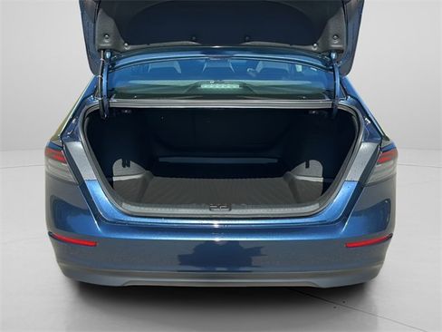 New 2025 Honda Accord SE image 13