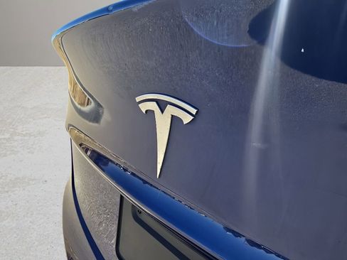 Used 2019 Tesla Model 3 Standard Range Plus image 10