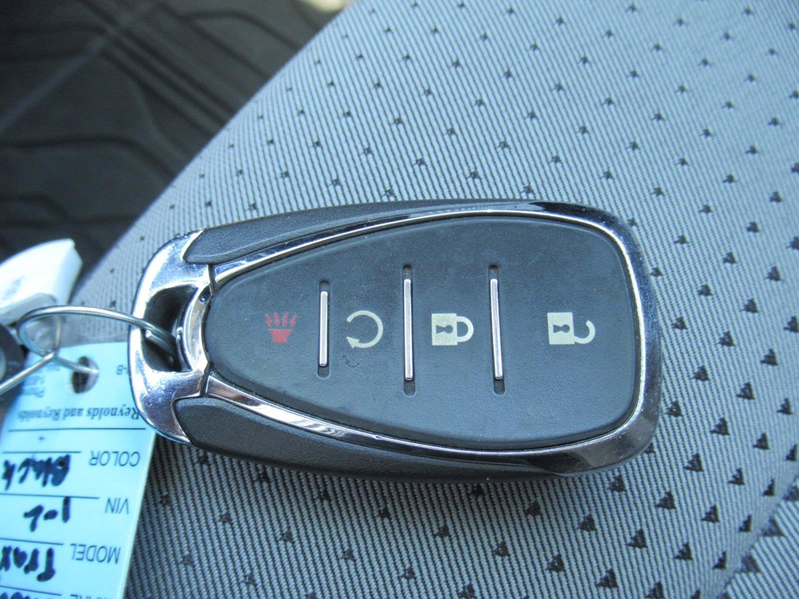 Used 2025 Chevrolet Trax LT w/ Driver Confidence Package FWD image 29