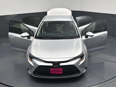 Used 2026 Toyota Corolla LE FWD image 22