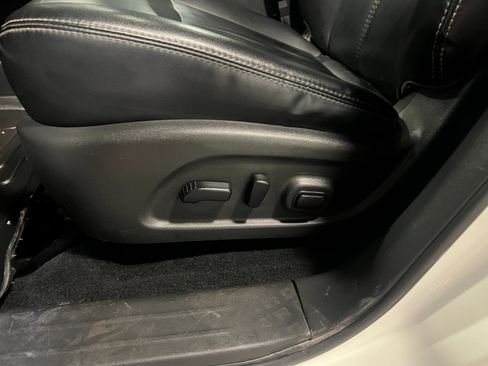 Used 2017 Nissan Pathfinder SL w/ SL Premium Package image 25