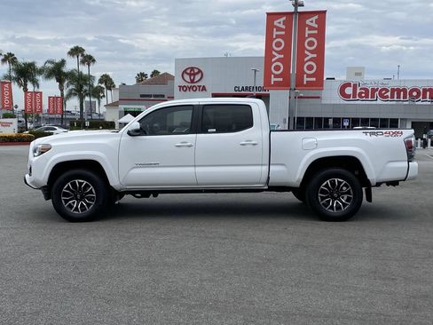 Certified 2020 Toyota Tacoma TRD Sport w/ Technology Package AWD/4WD image 40