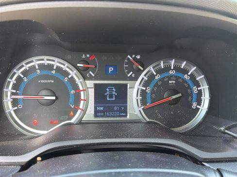 Used 2016 Toyota 4Runner SR5 Premium image 10