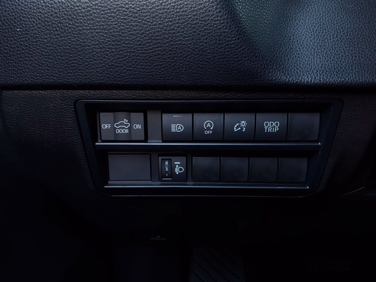 Used 2024 Toyota Tundra SR5 AWD/4WD image 24