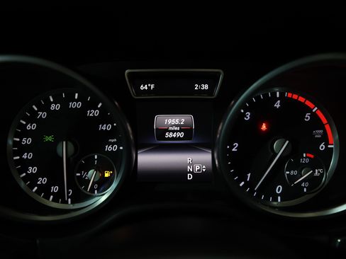 Used 2015 Mercedes-Benz ML 250 BlueTEC 4MATIC image 17