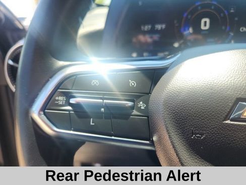 Used 2025 Chevrolet Equinox LT w/ Convenience Package II AWD/4WD image 10